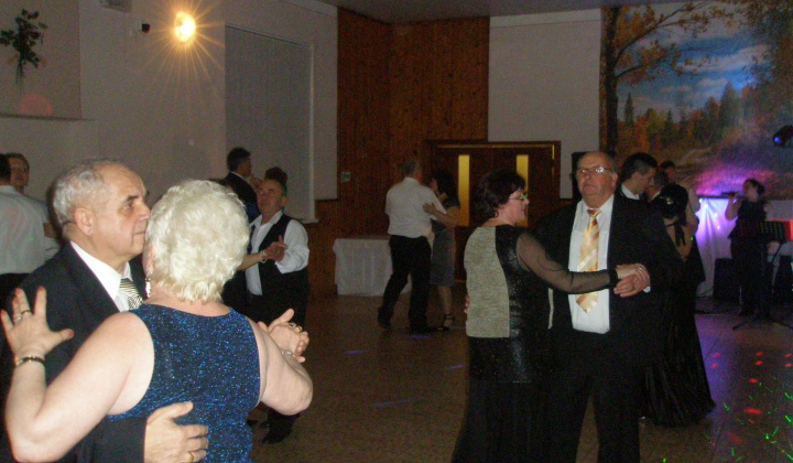 Obecný ples 2015