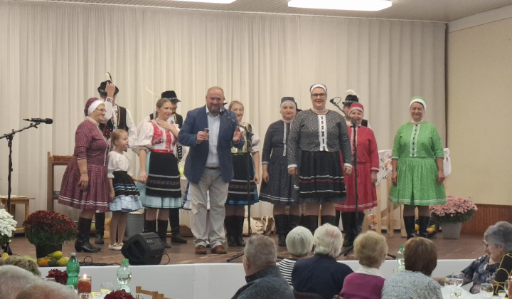 Deň úcty k starším 2025 obrazom