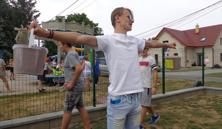 Športový deň pre deti spolu so súťažou vo varení gulášu 2022