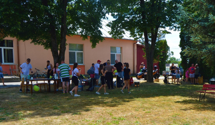 Športový deň pre deti spolu so súťažou vo varení gulášu 2022