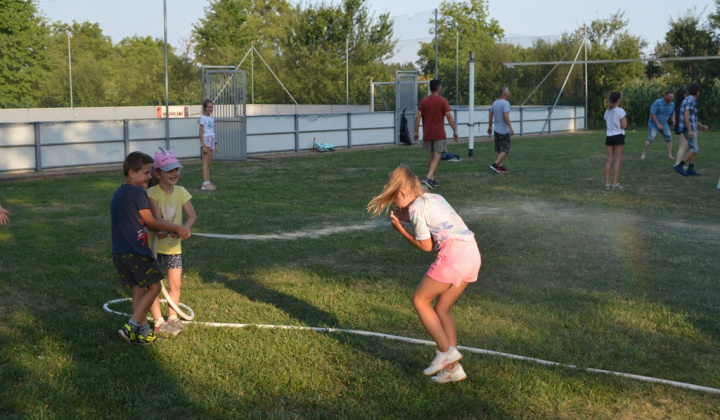 Športový deň pre deti spolu so súťažou vo varení gulášu 2021