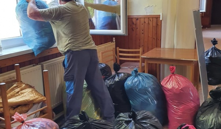 PODALI SME POMOCNÚ RUKU