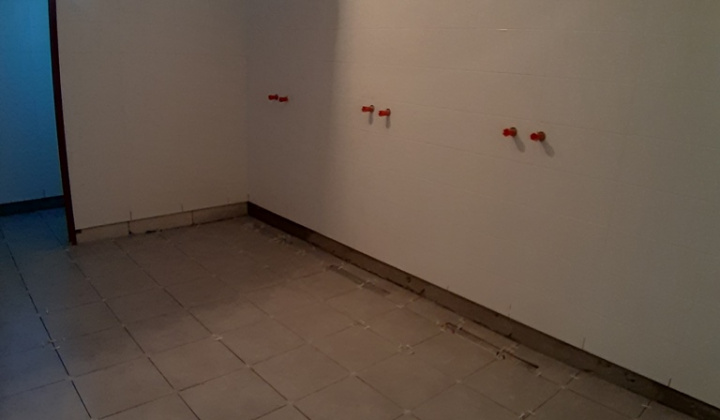 Rekonštrukcia šatní OFK
