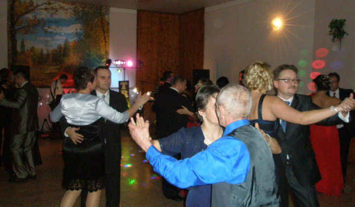 Obecný ples 2015