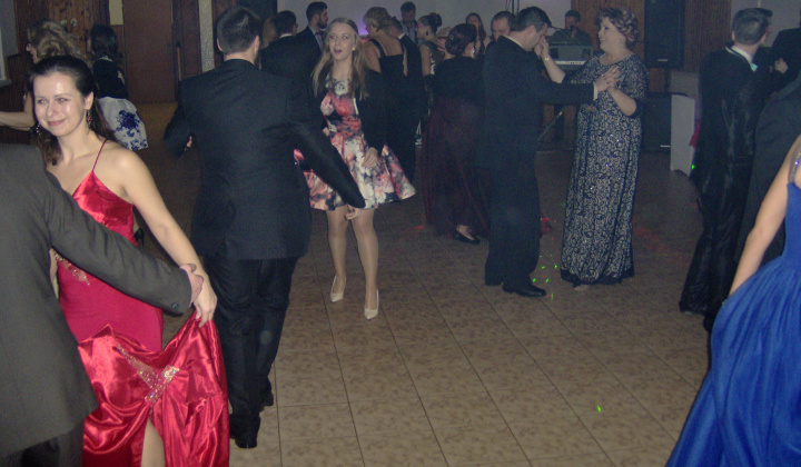 Obecný ples 2016