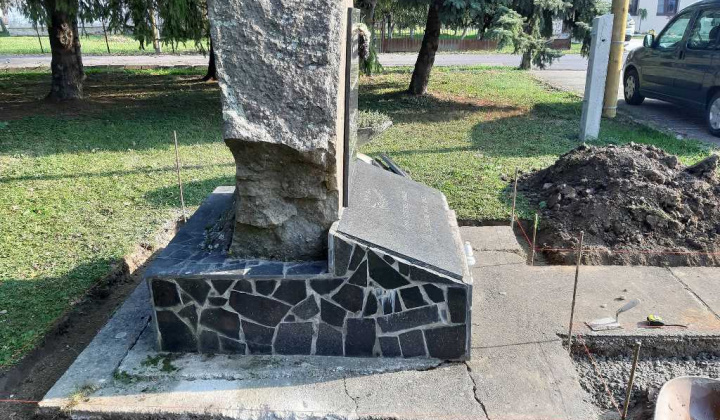 Rekonštrukcia Pamätníka pri OcÚ